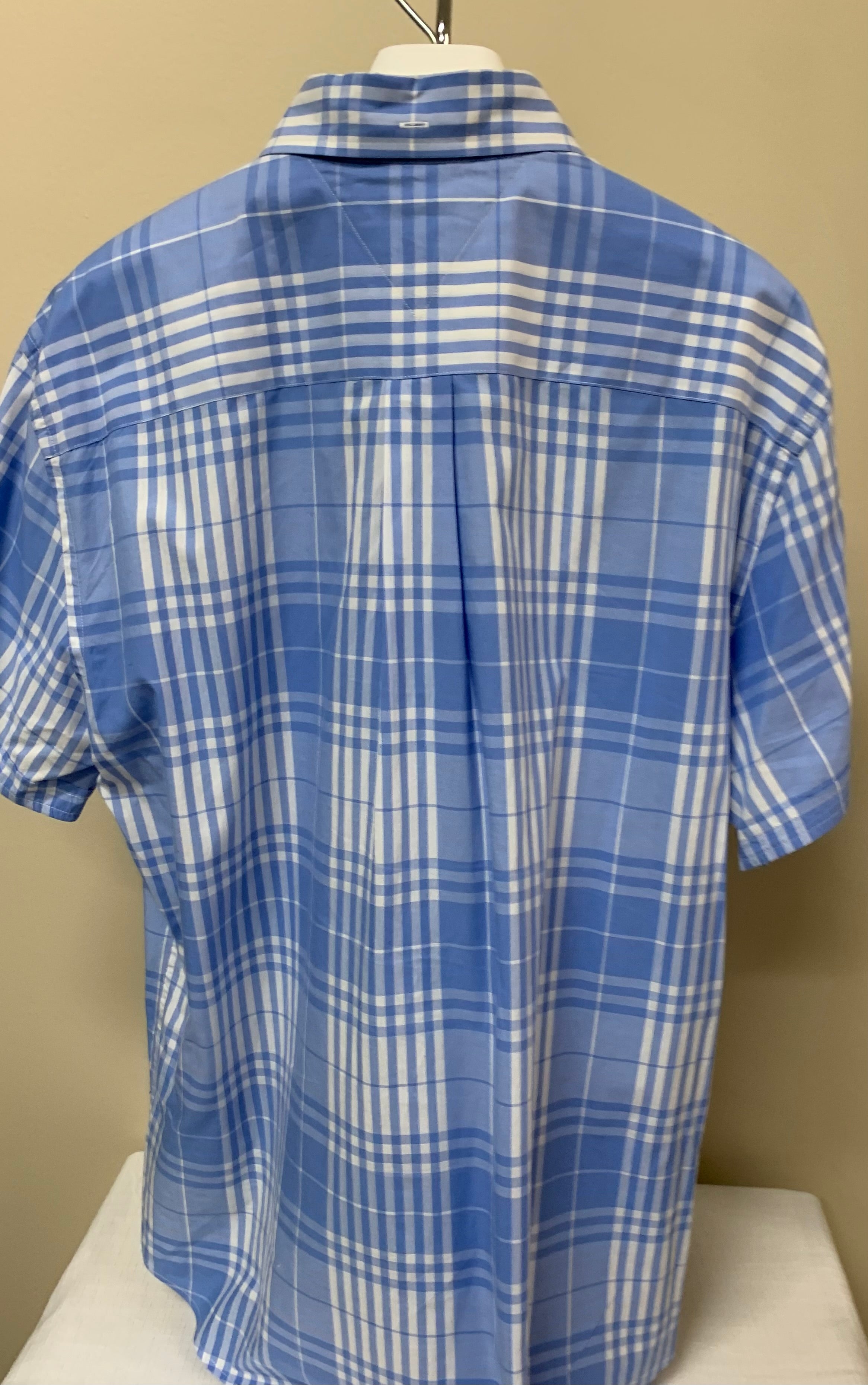 Tommy Hilfiger Men's Short Sleeve Button-Down Shirt / Size: XL