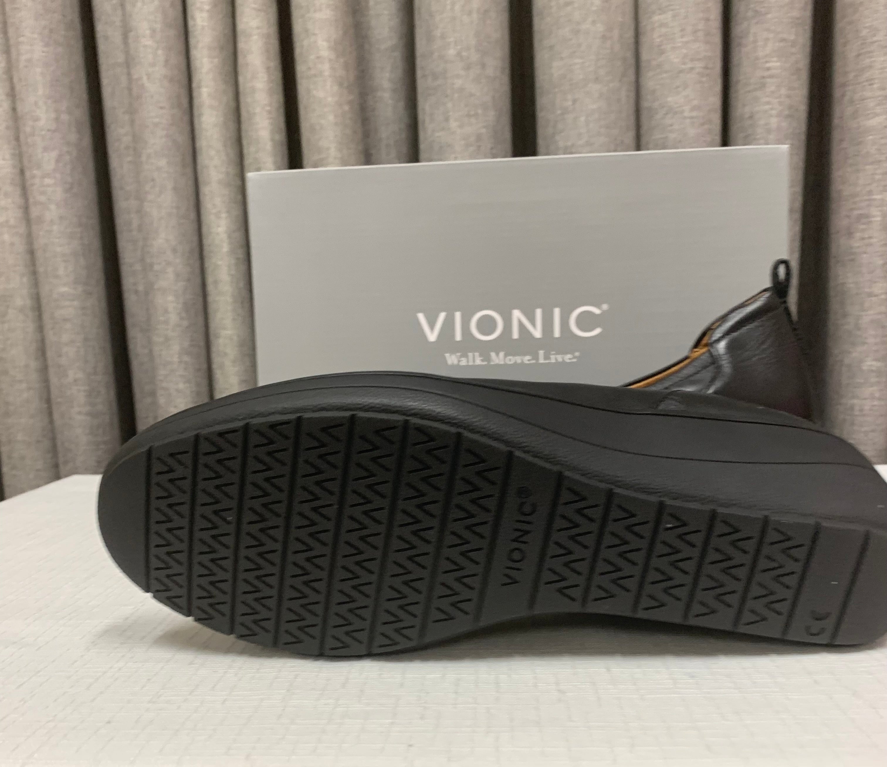 Vionic Jacey Wedge Slip-ON Shoes / Size: US 9