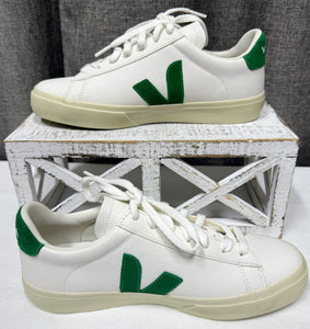 Veja Campo Sneaker | Men's Size 9 (EU 40)