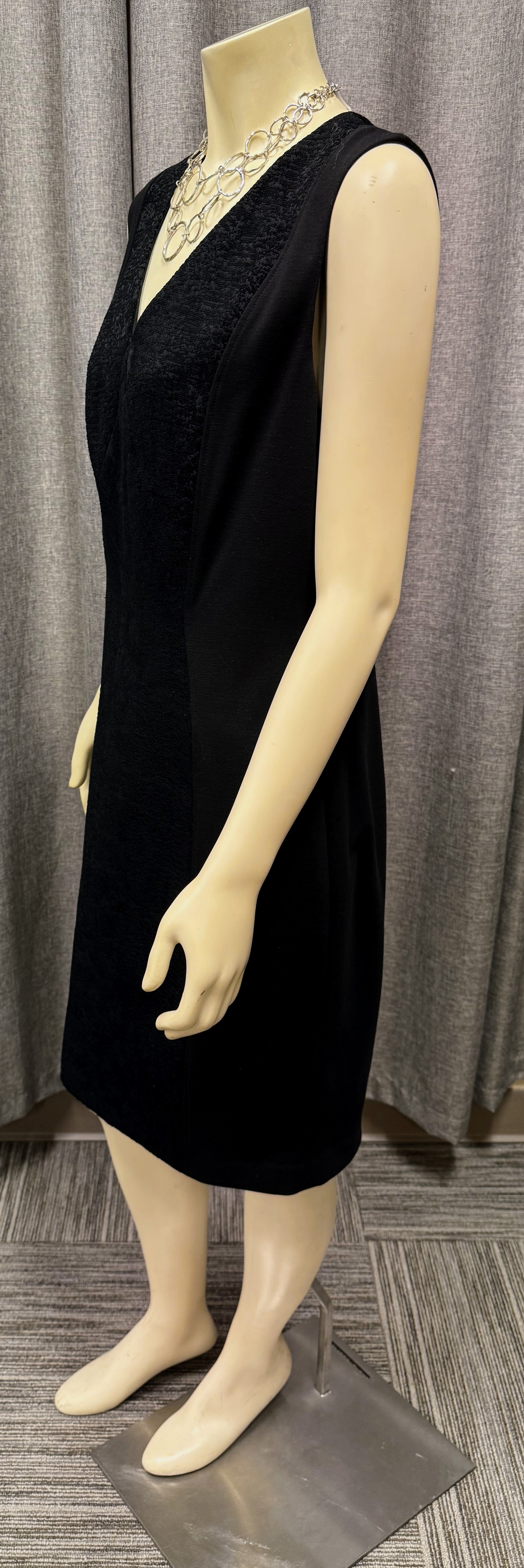 Tahari Short Black Dress | Size 14