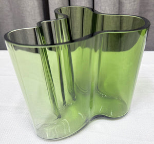 Iittala Alvar Aalto Collection Vase - Moss Green