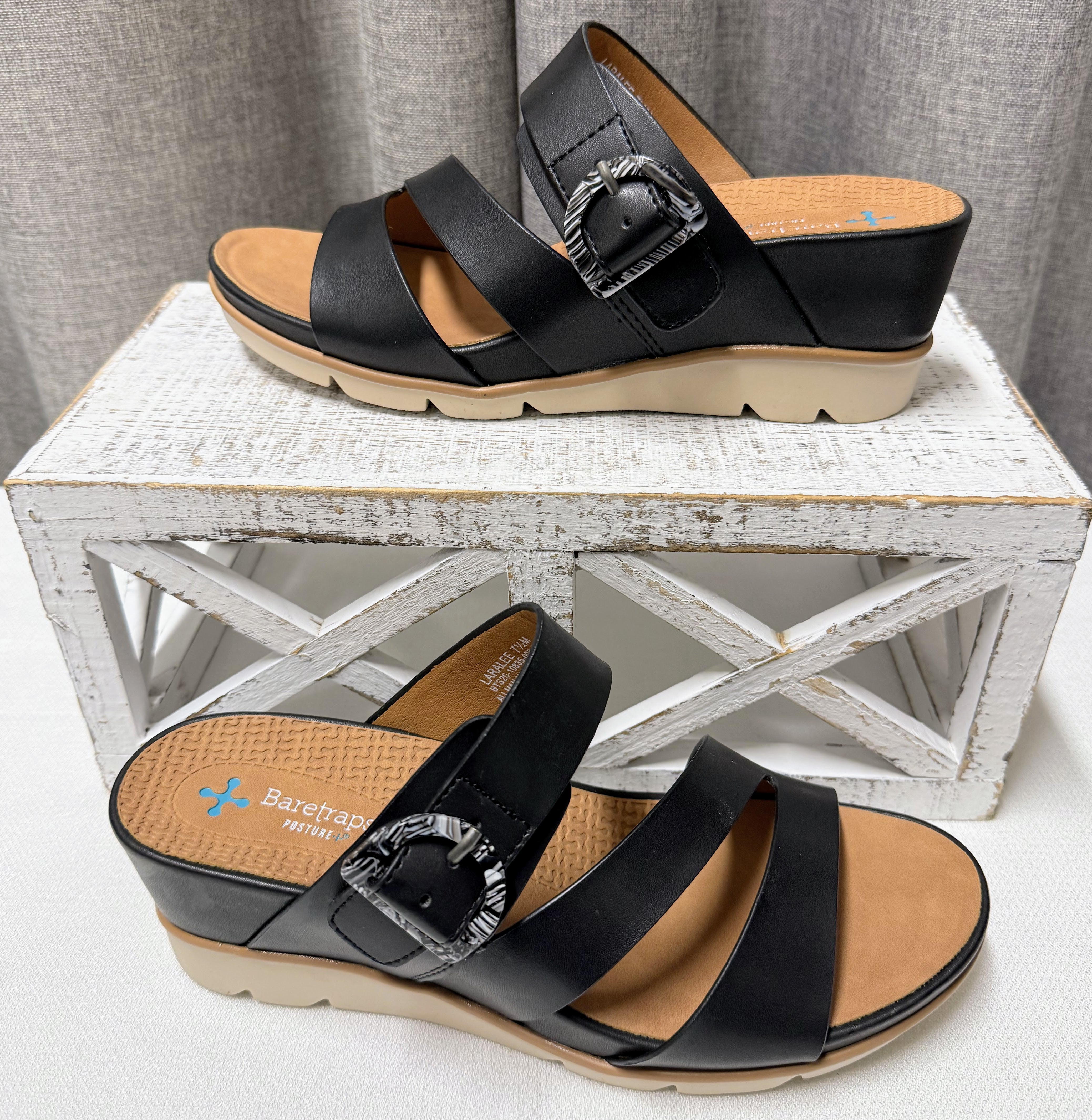 Baretraps Laralee Women's Wedge Sandals | Size 7.5