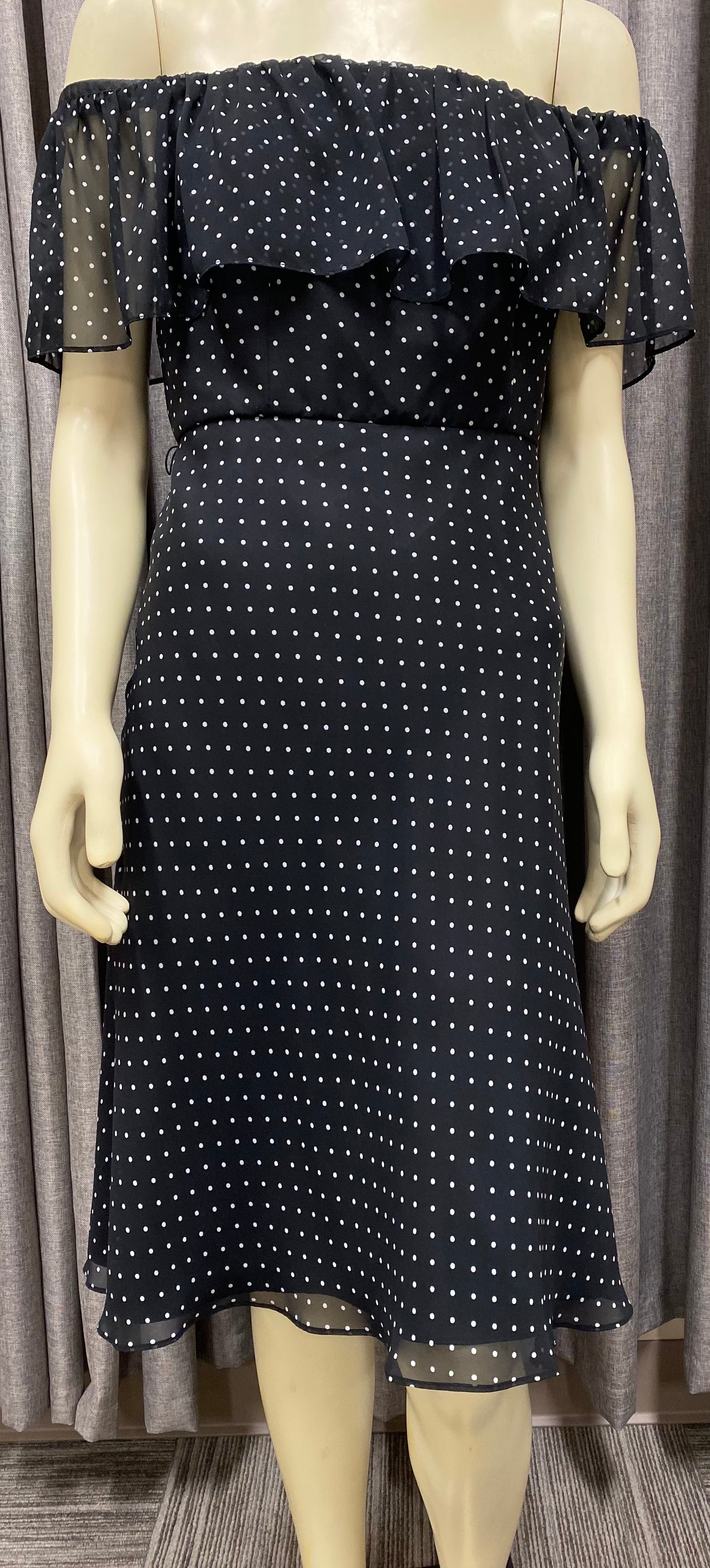 White House Black Market Dot Print Off-The-Shoulder Dress / Size 10