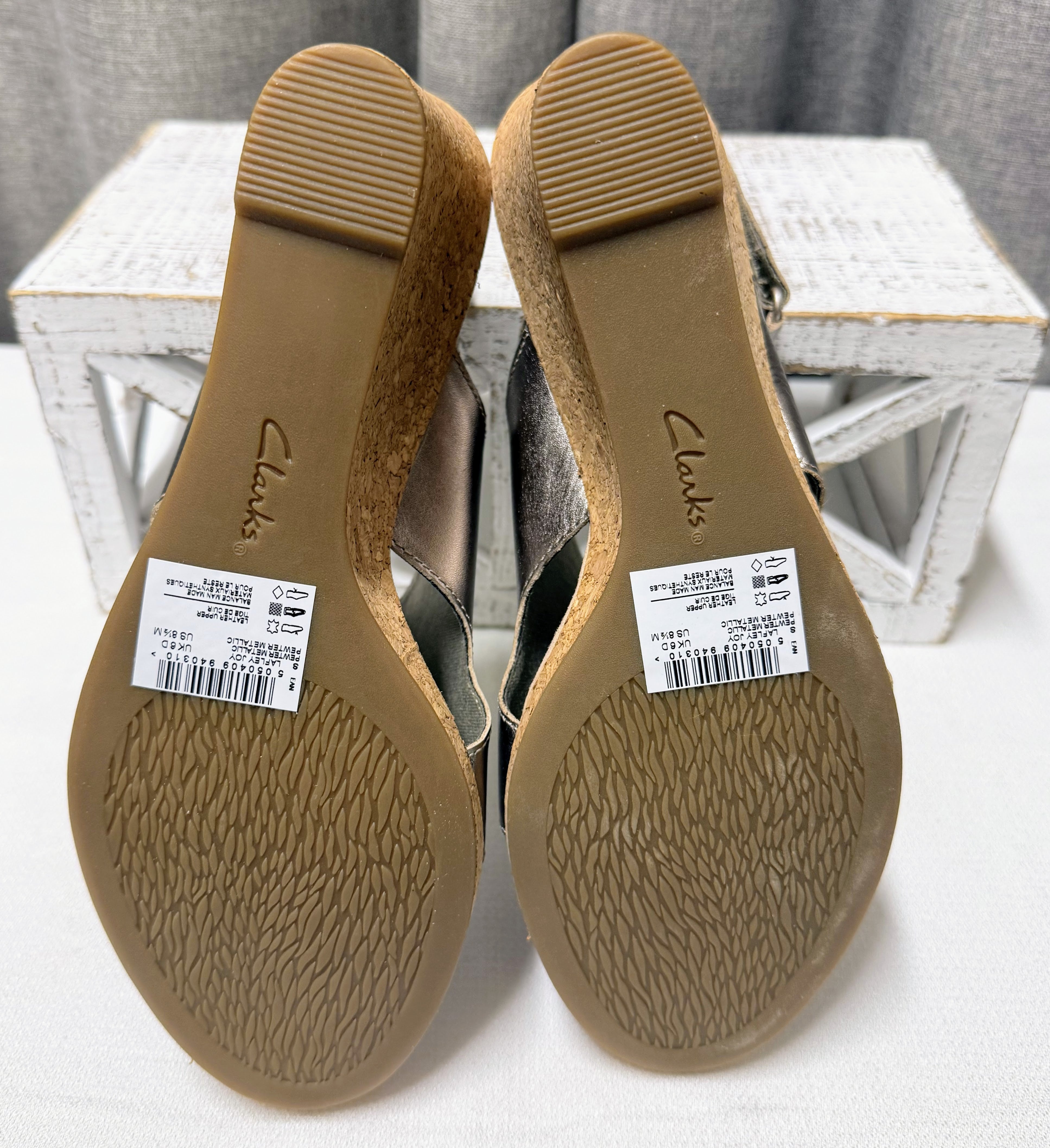 Clarks Lafley Joy Wedges | Size 8.5