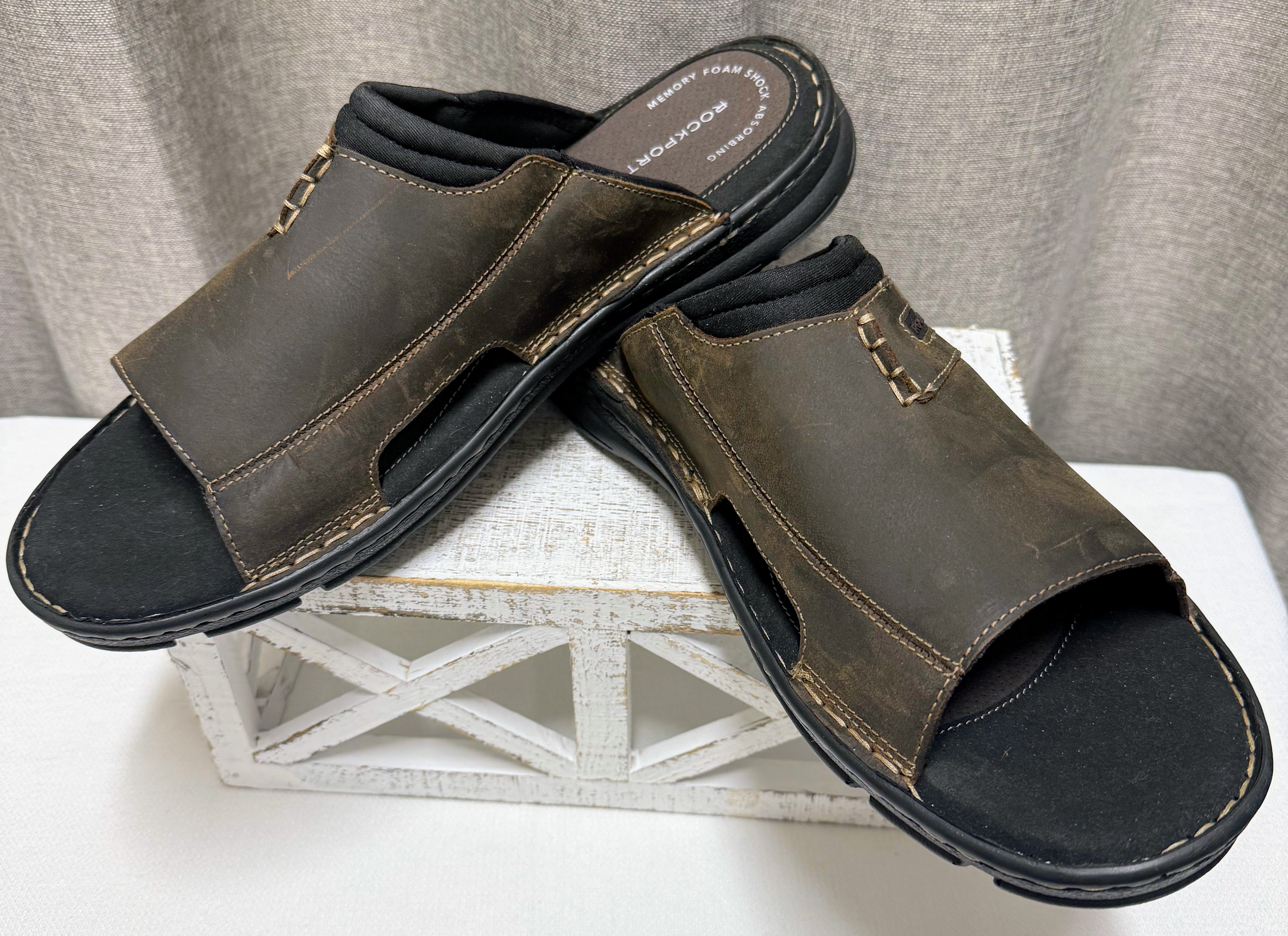 Rockport Darwyn Slides | Size 14