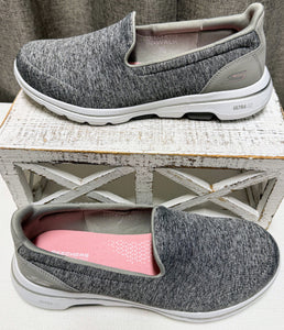 Skechers Performance Go Walk slip-on shoes | Size 9