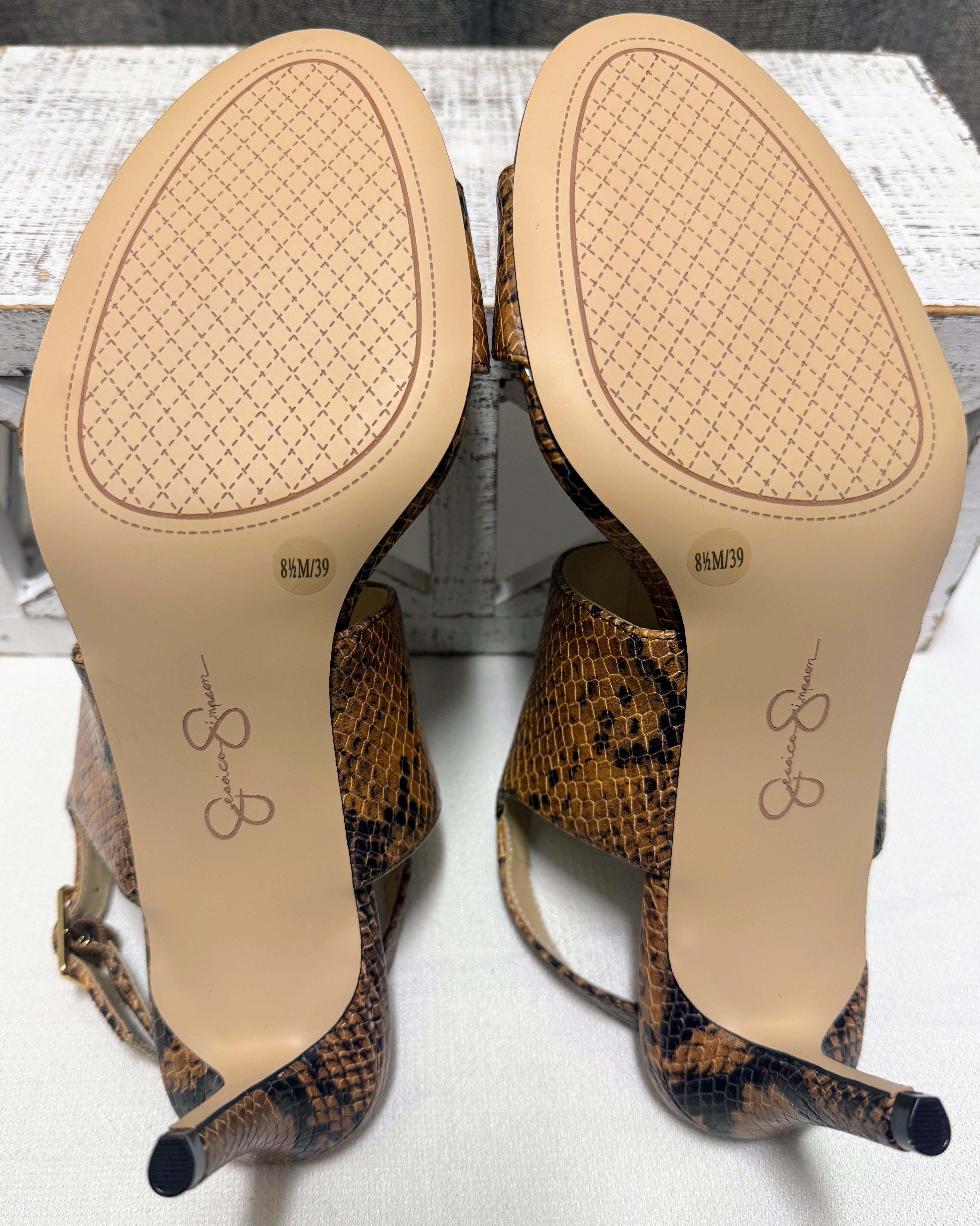 Jessica Simpson Elari Snakeskin Heels | Size 8.5