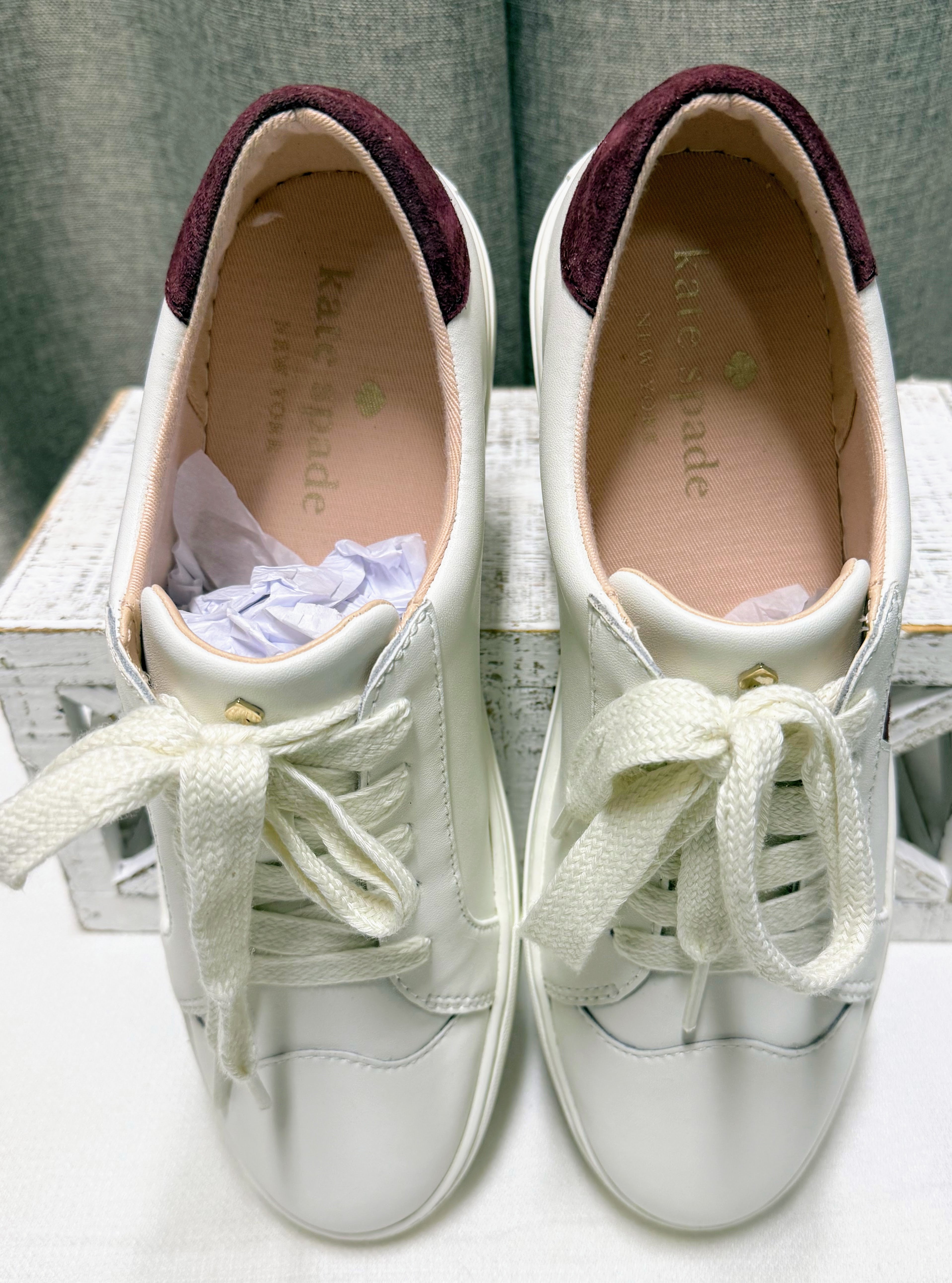 Kate Spade Alanna Leather Sneakers | Size 9