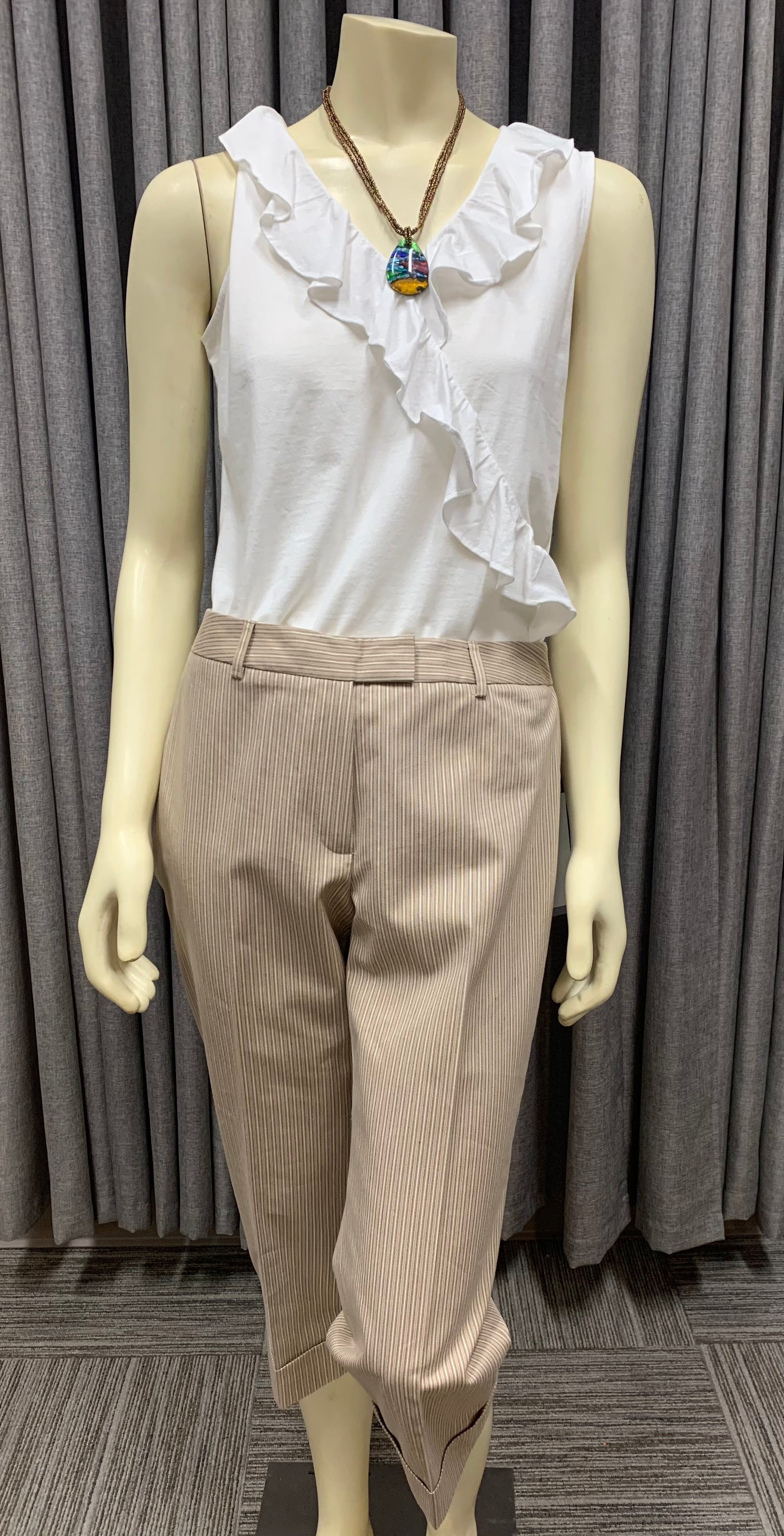 JOSEPHINE CHAUS Windsor Cropped Pants / Size 4