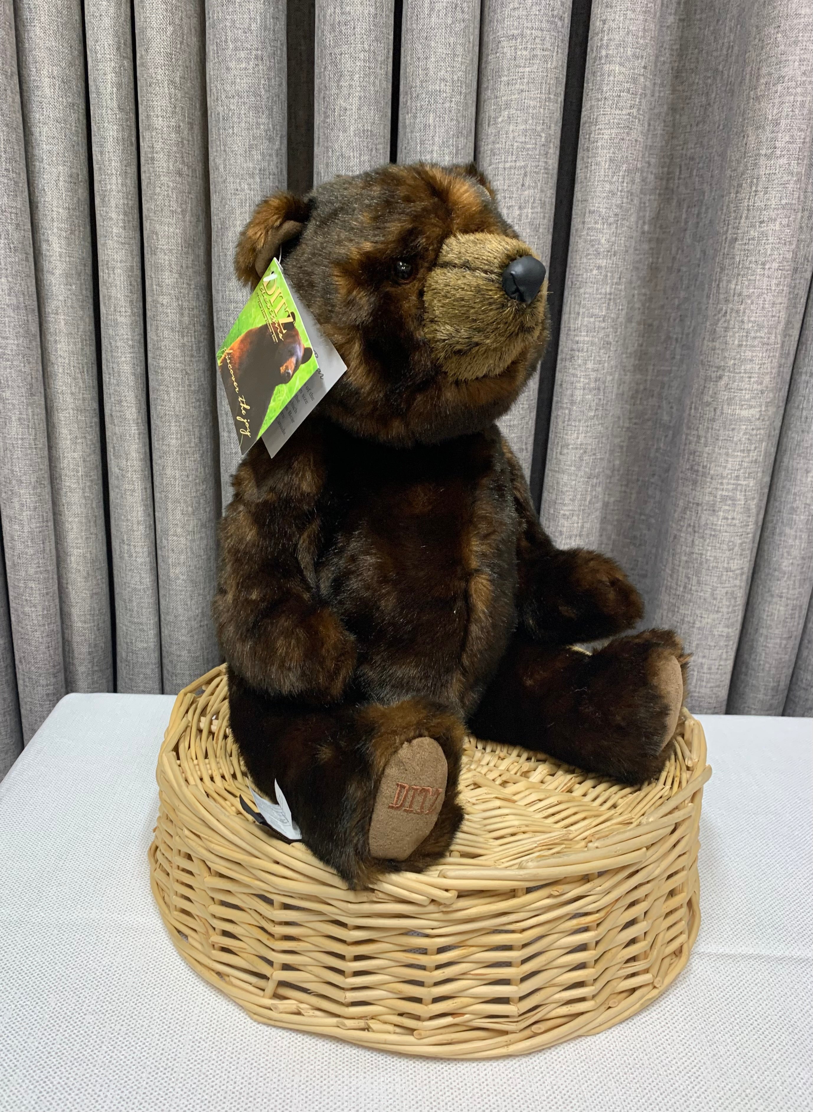 DITZ Designs Collectable Bear / 16" Cinnamon Jointed Bear