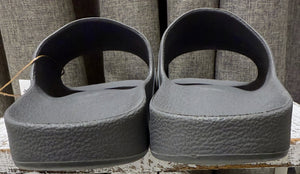 Adidas Adilette Grey/White Unisex Slip-on's | Size 12M/13W
