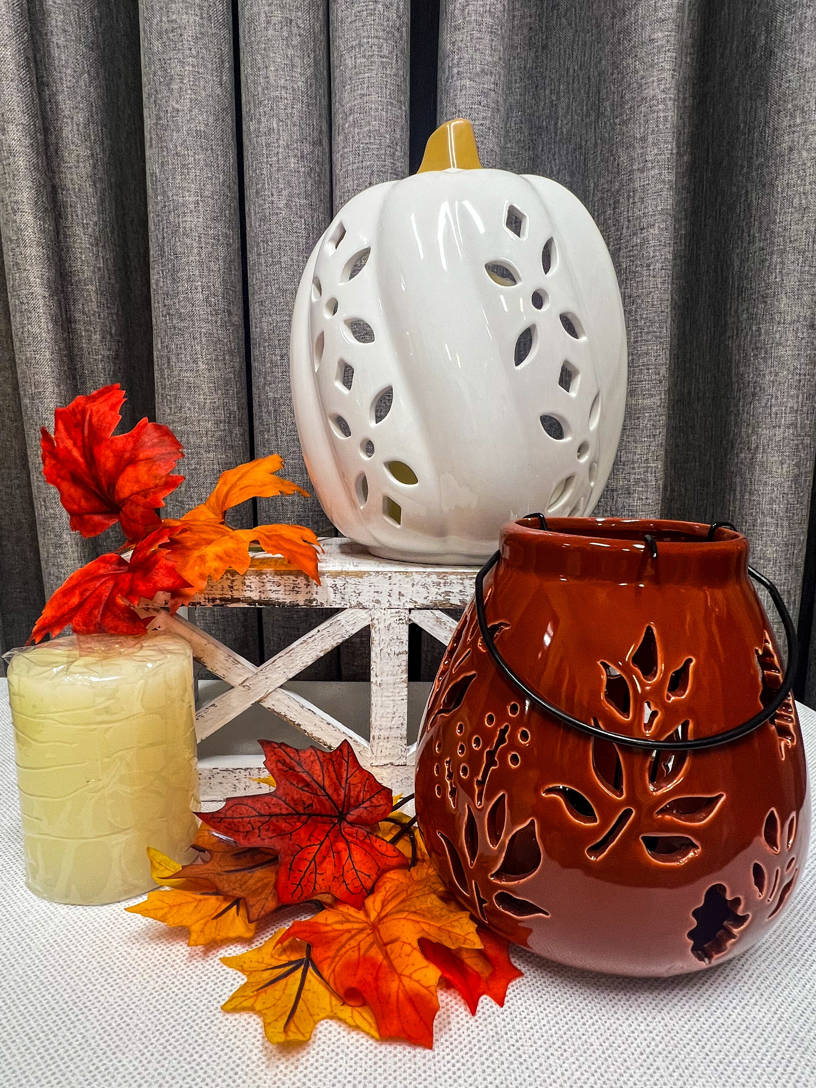 Yankee Candle Pumpkin Holder and Autumn Leaves Tea Light Candle Holder