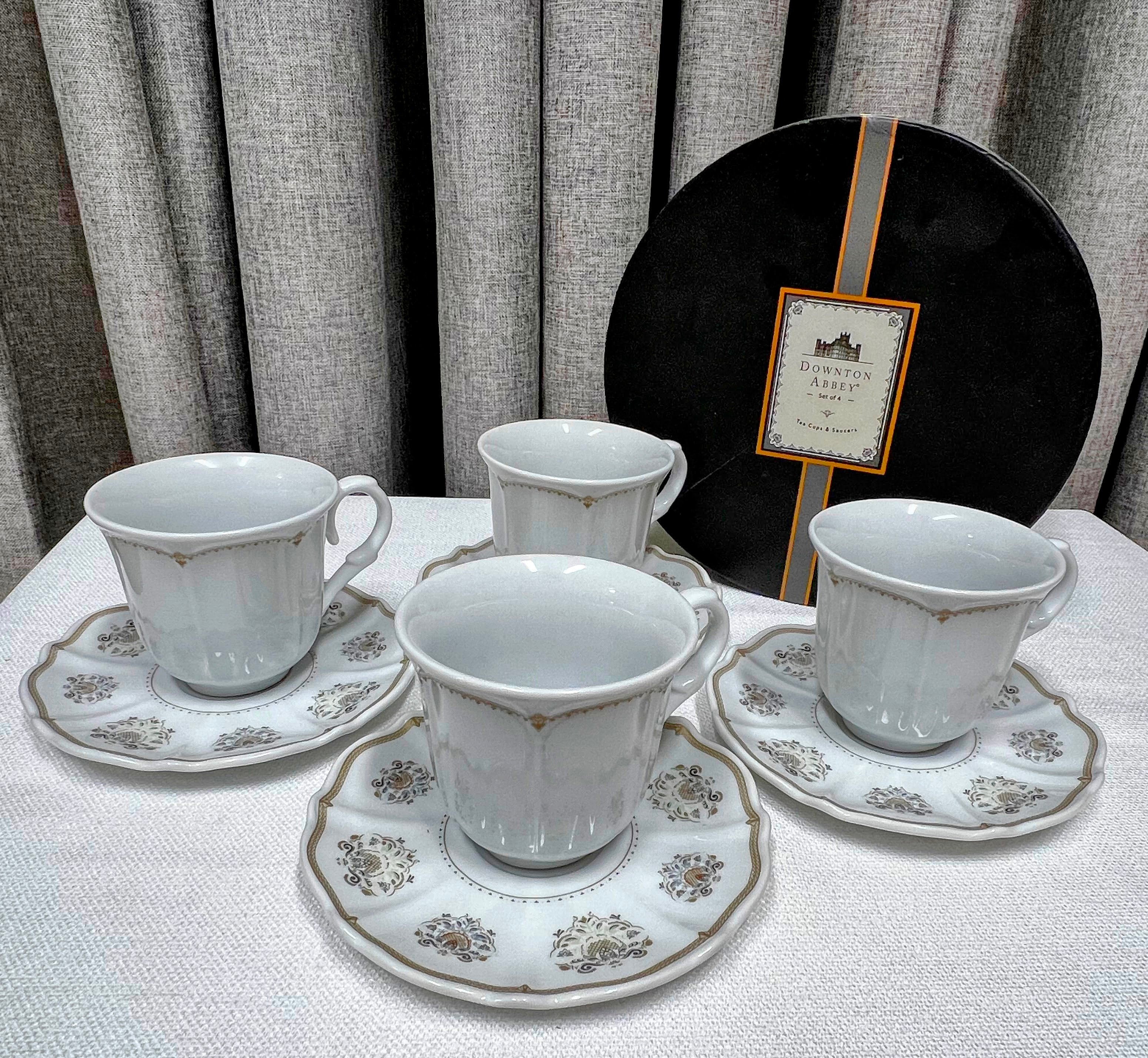 World Market Downton Abbey Set of 4 Tea Cups & Saucers