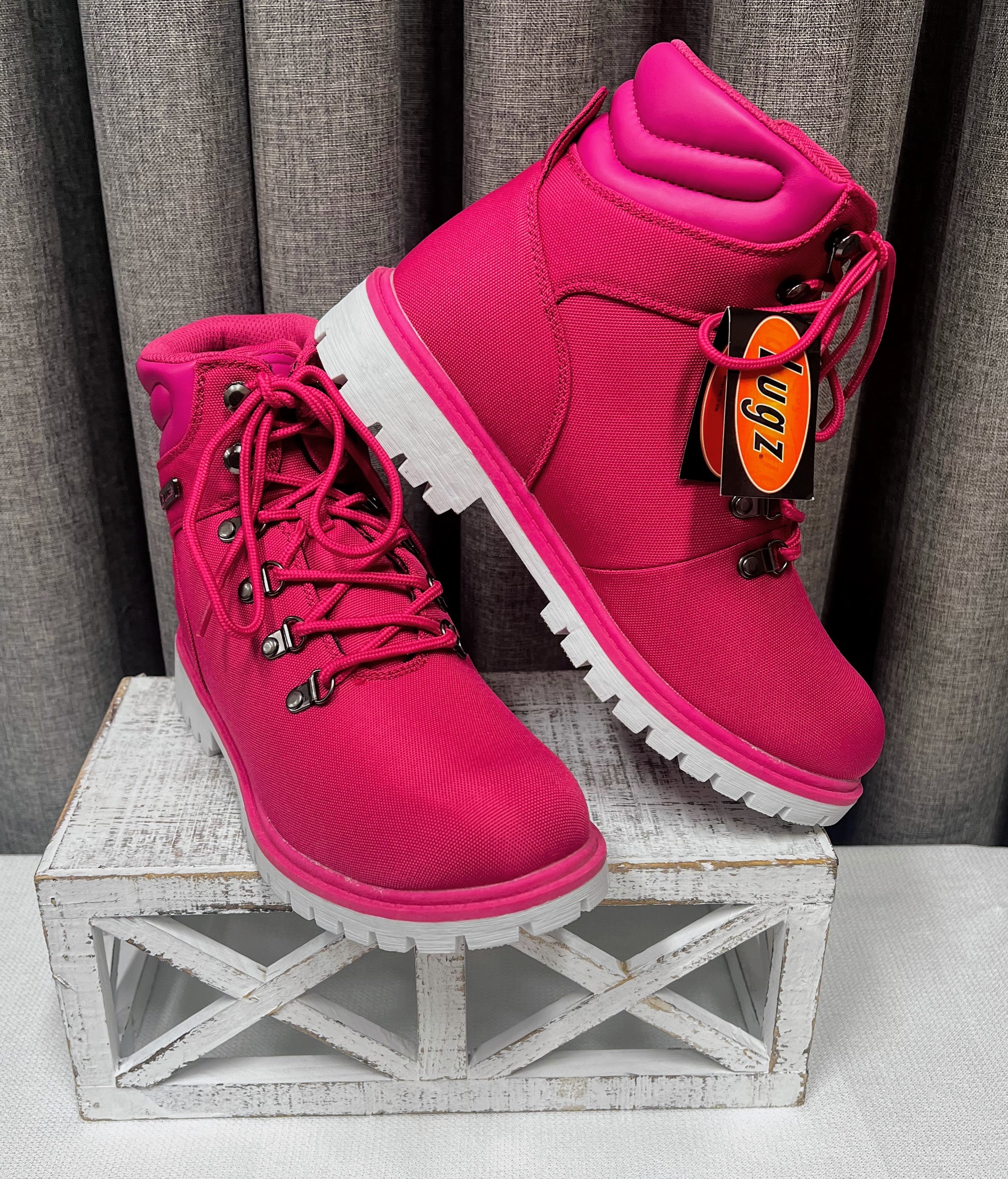 Pink lugz boots hotsell