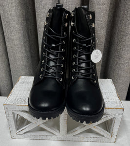 Sonoma Black Bramble Boots | Size 8.5