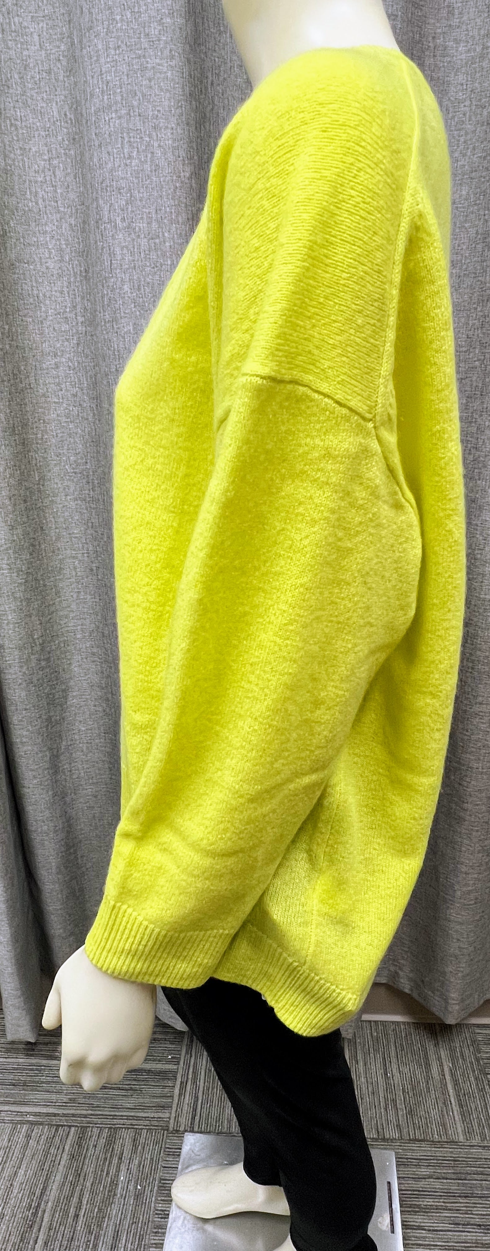 Banana Republic Yellow Cashmere Sweater | Size Small