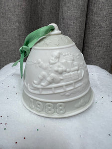 LLADRO 1988 Annual Edition Holiday Bell Ornament