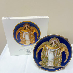 A Concert of Angels "Das Engelskonzert" Plate Collection (3)