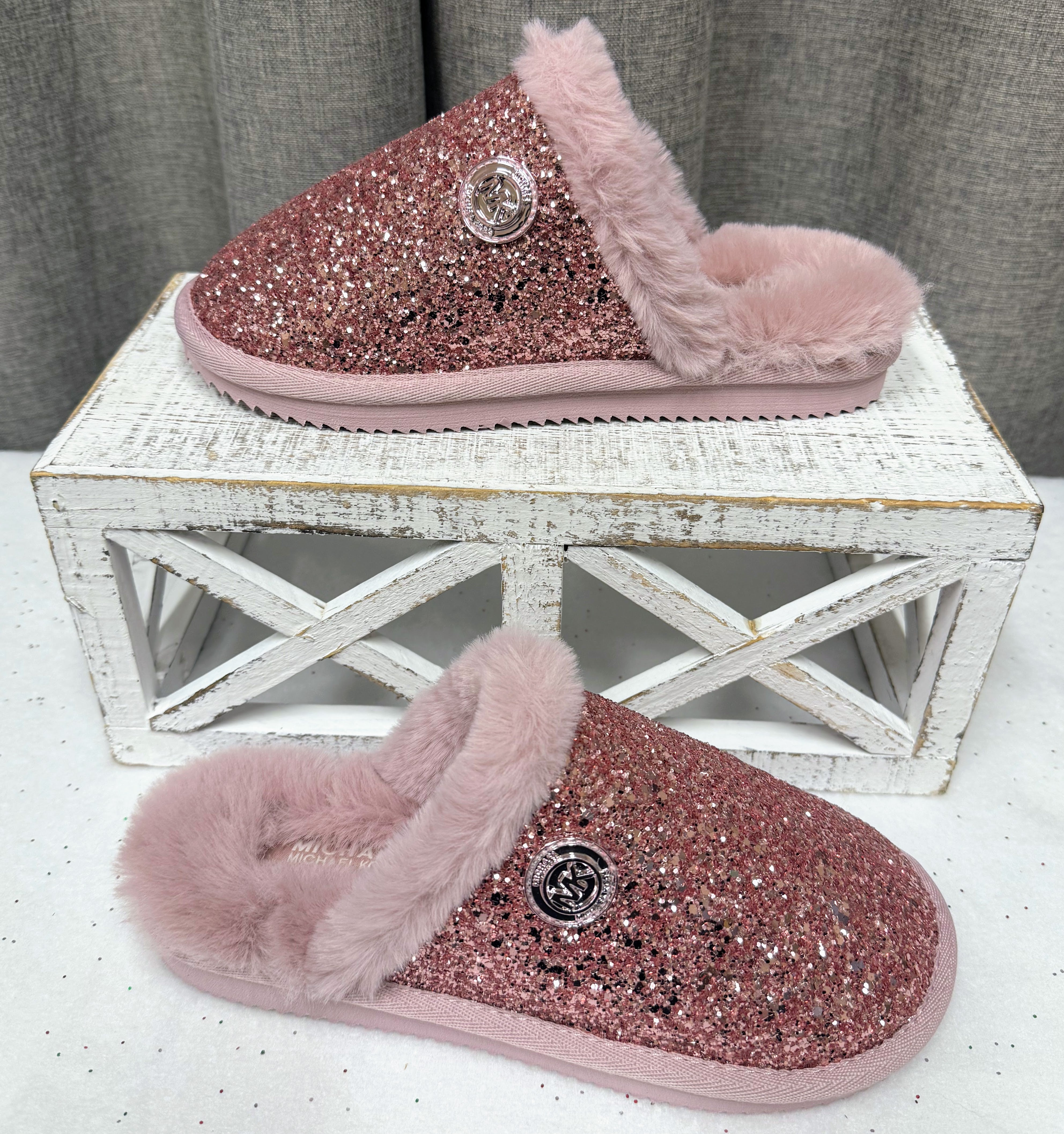 Michael Kors Pink Glitter Slippers | Size 6